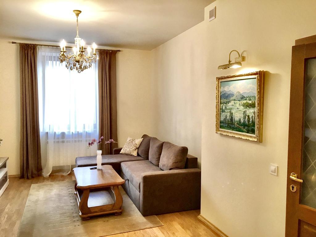 Апартаменти У Серці Львова Lviv Exterior foto