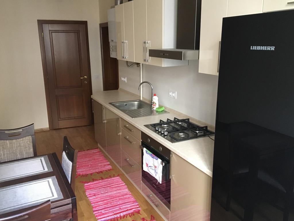 Апартаменти У Серці Львова Lviv Exterior foto
